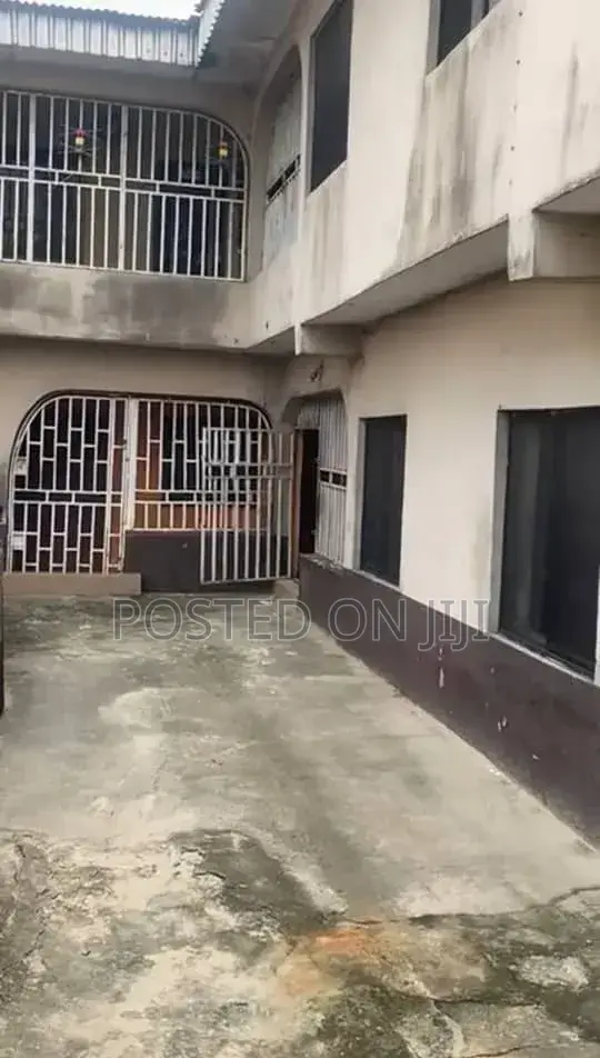 Furnished 2bdrm Apartment in Off Obi Wali, Rumuigbo for sale in Rumuigbo
