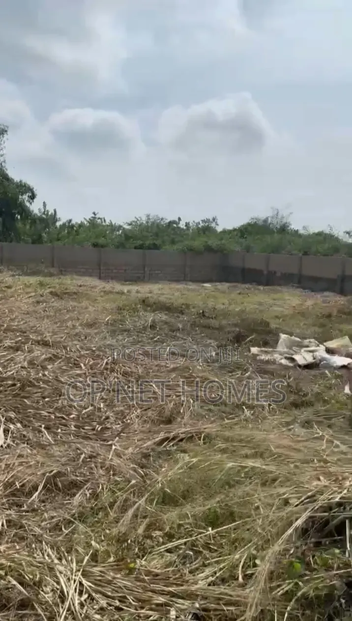 774sqm of Land Is Available in Akure
