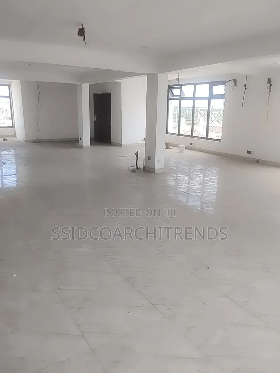 215sqms/40sqms Shop Space Available for Lease at Sangotedo 25m/6m in Sangotedo
