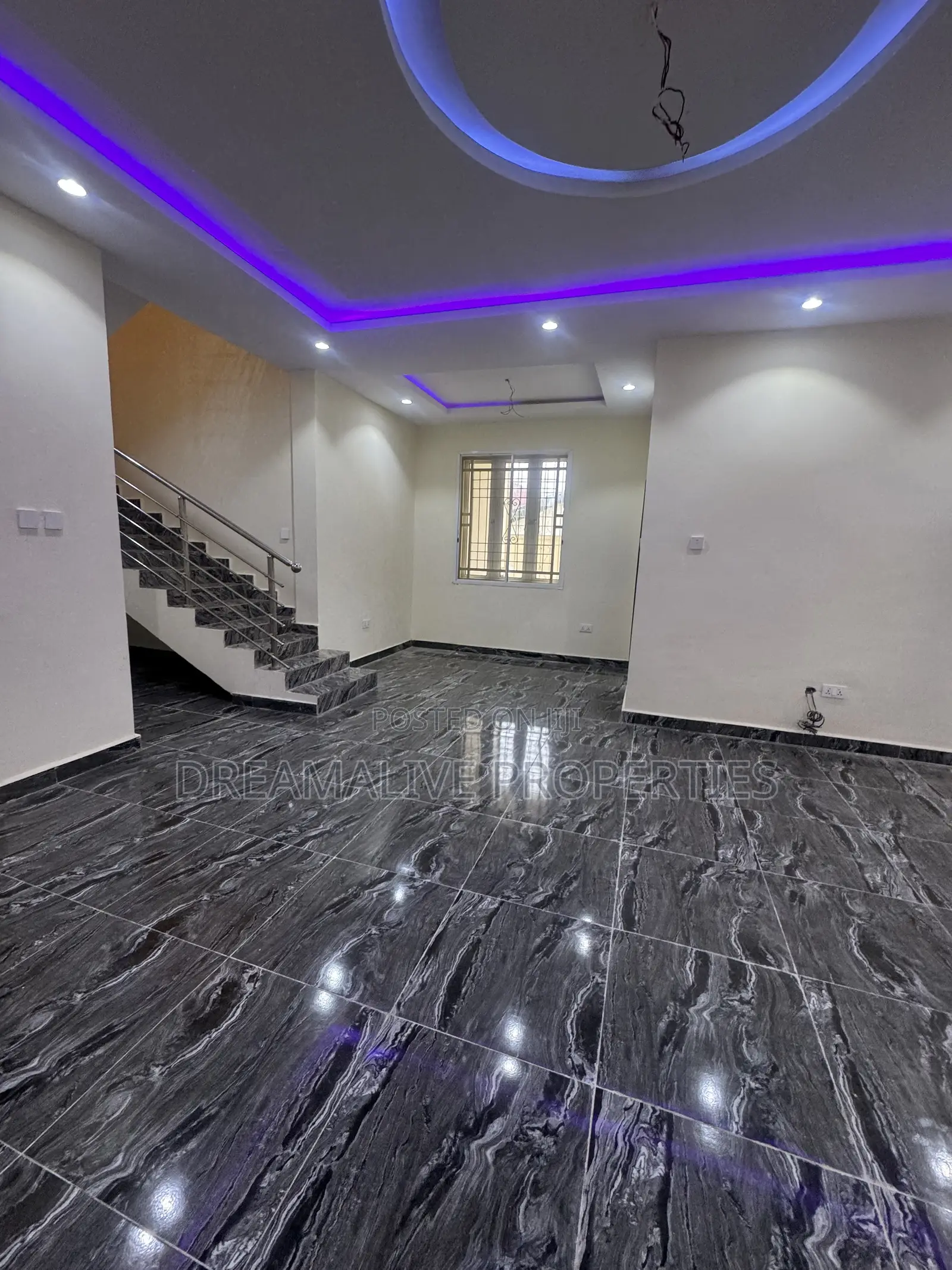 3bdrm Duplex in Gwarinpa for rent in Gwarinpa