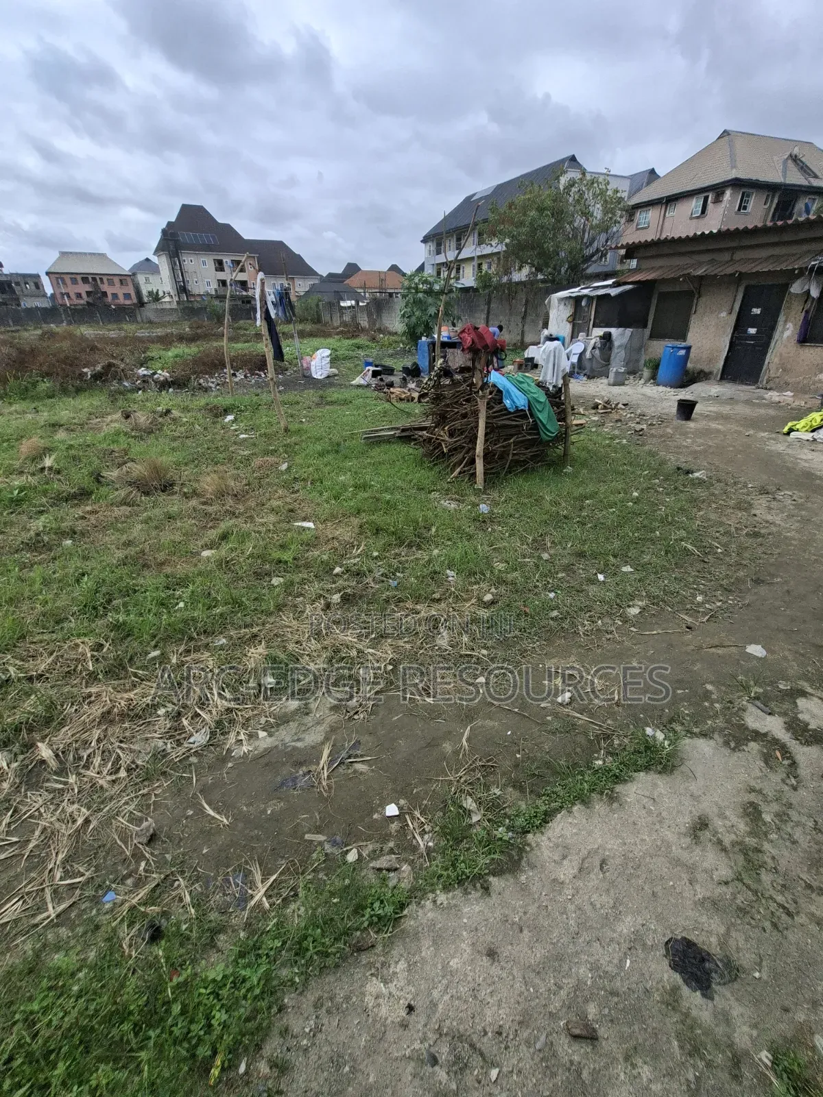 Dry 6plots of Prime Land in Ago Palace