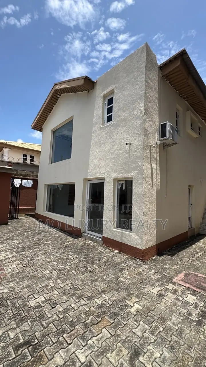 Shop Space With Mini Office and Store for Rent. Up Floor in Lekki Phase 1