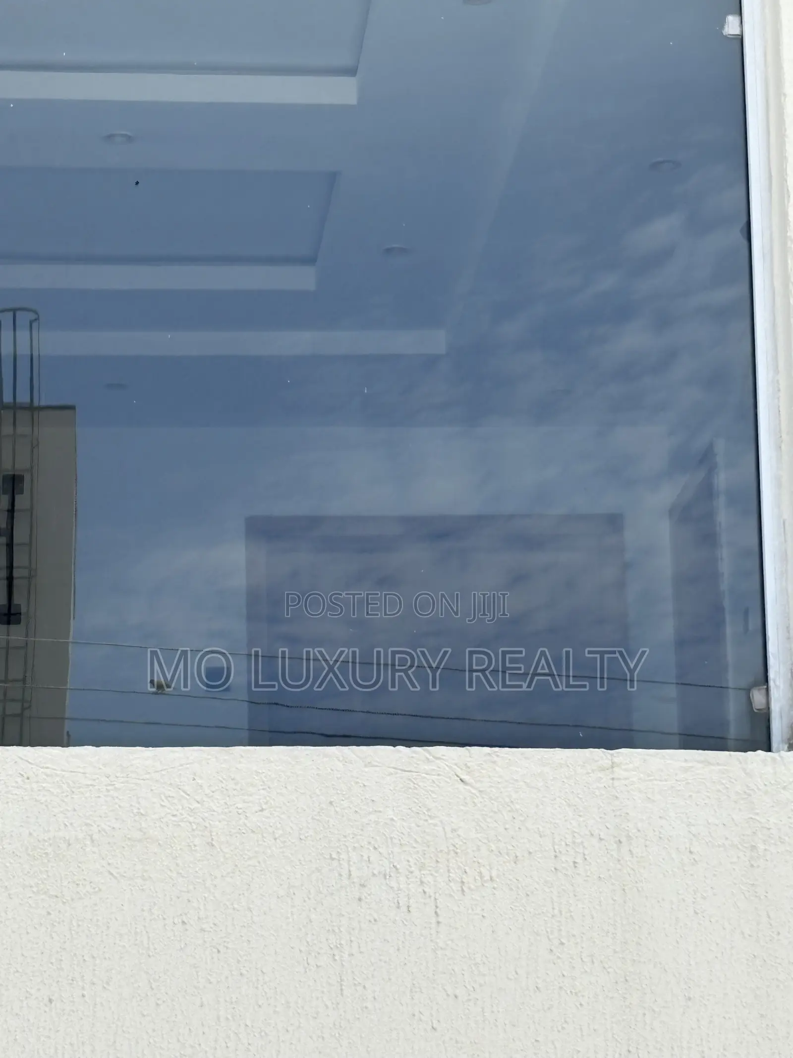 Shop Space With Mini Office and Store for Rent. Up Floor in Lekki Phase 1