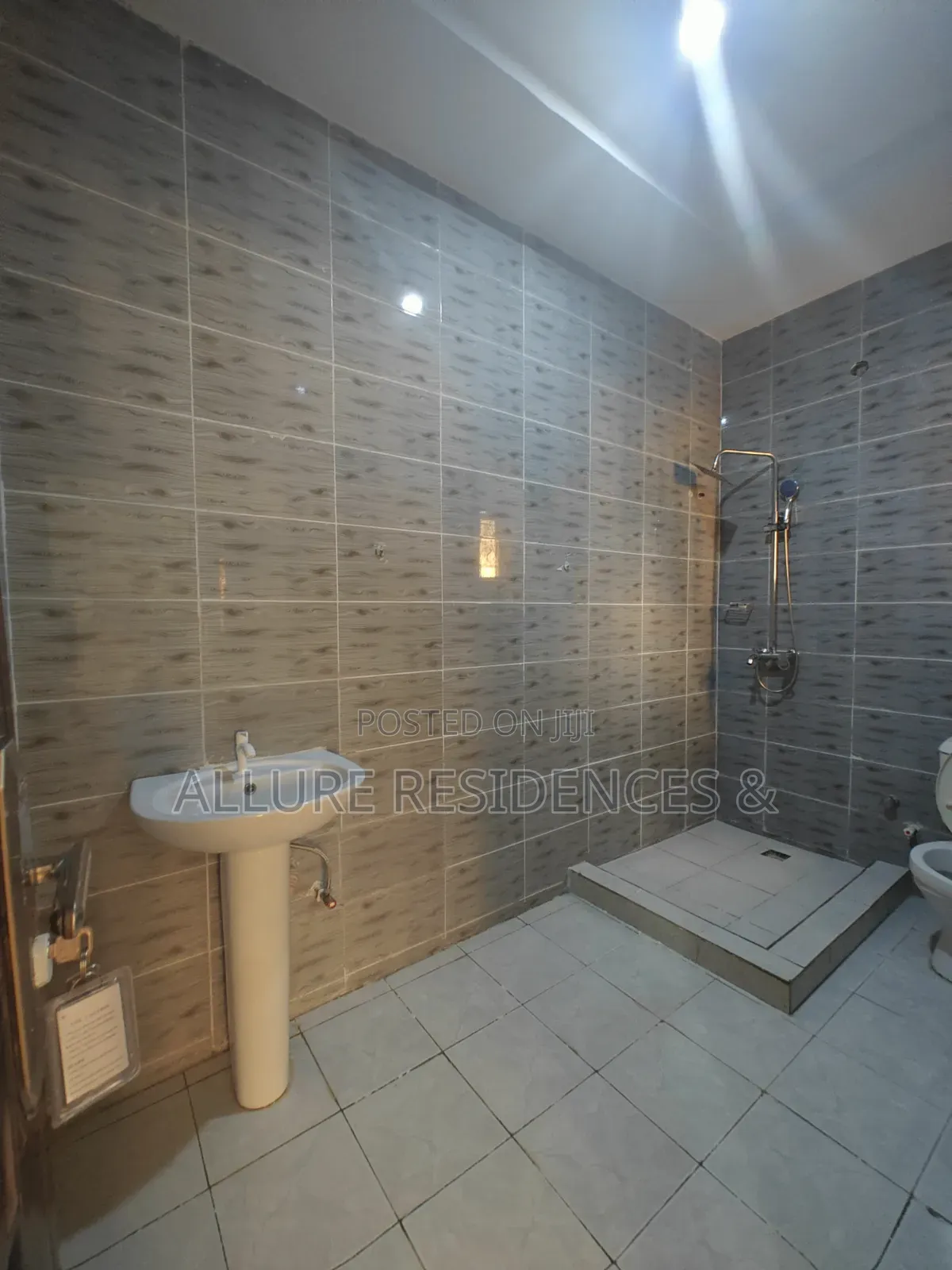 2bdrm Block of Flats in Riverpark Estate, Sabon Lugbe for rent in Sabon Lugbe