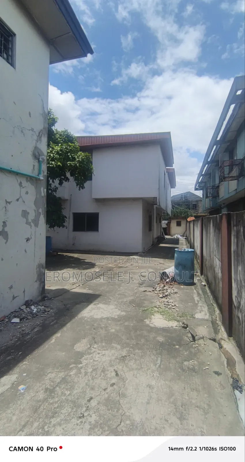 Prime Commercial Property at the Hub of Oshodi in Oshodi Expressway