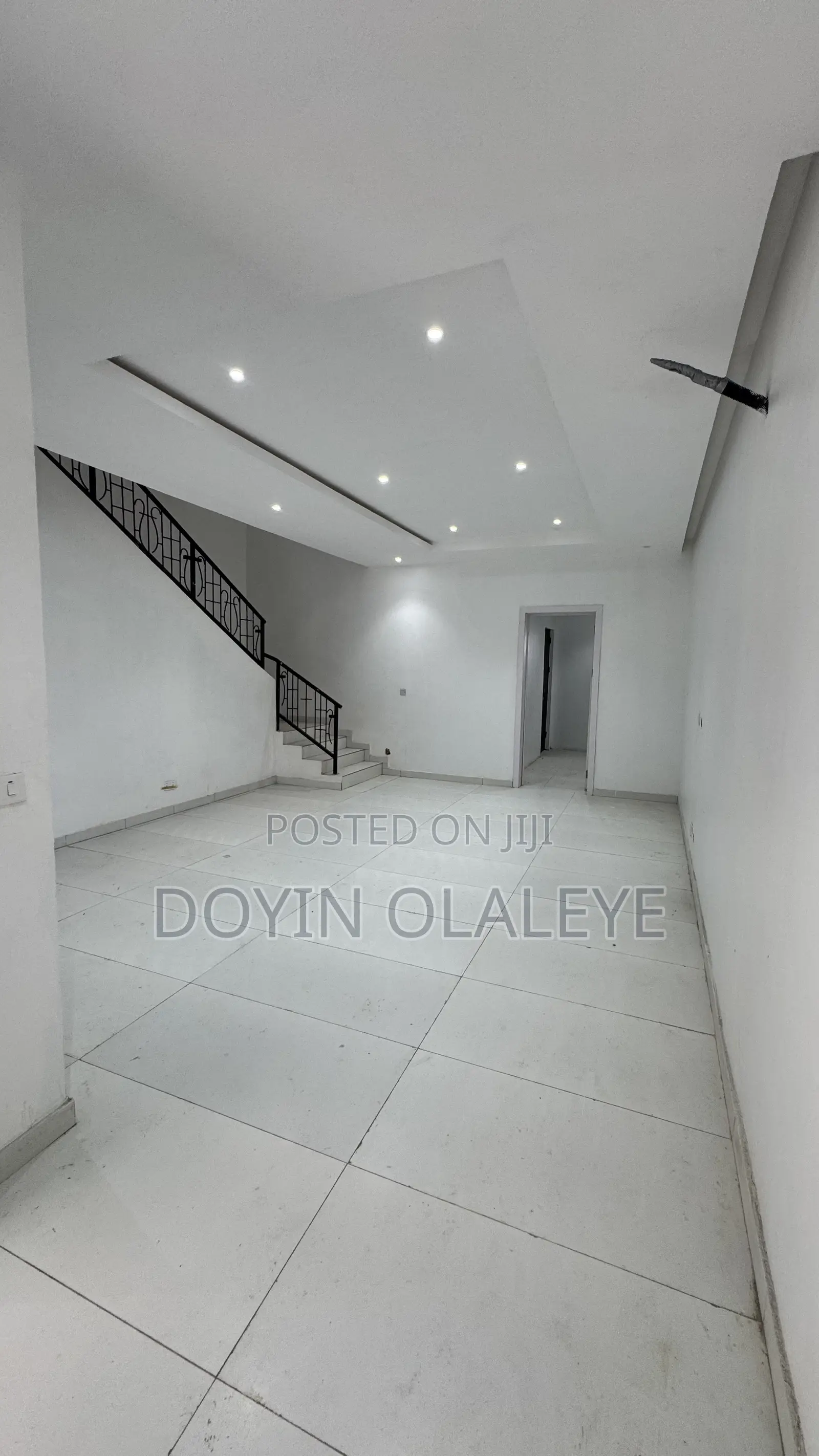 4bdrm Duplex in Lekki Phase 1 for rent in Lekki Phase 1