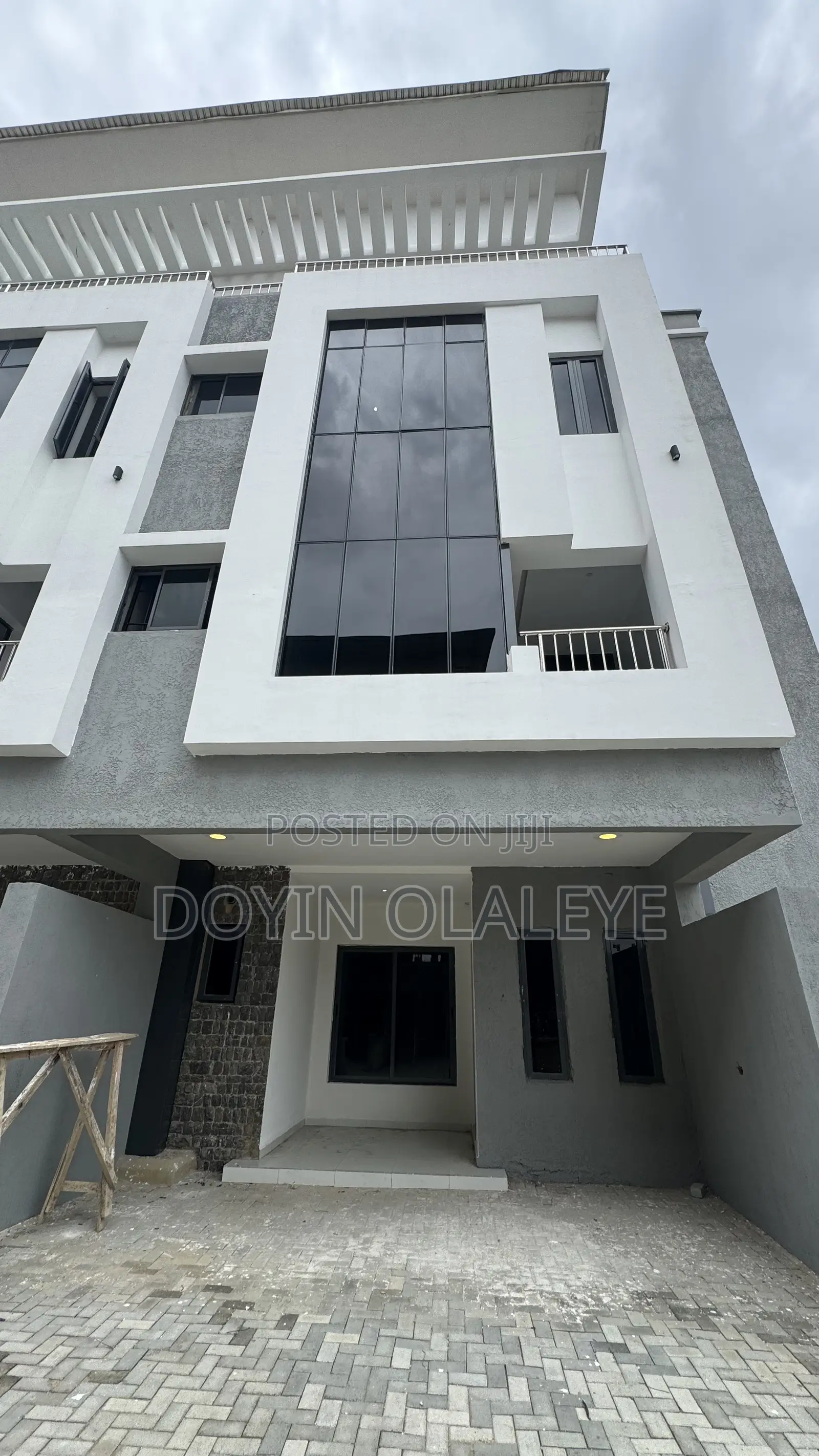 4bdrm Duplex in Lekki Phase 1 for rent in Lekki Phase 1