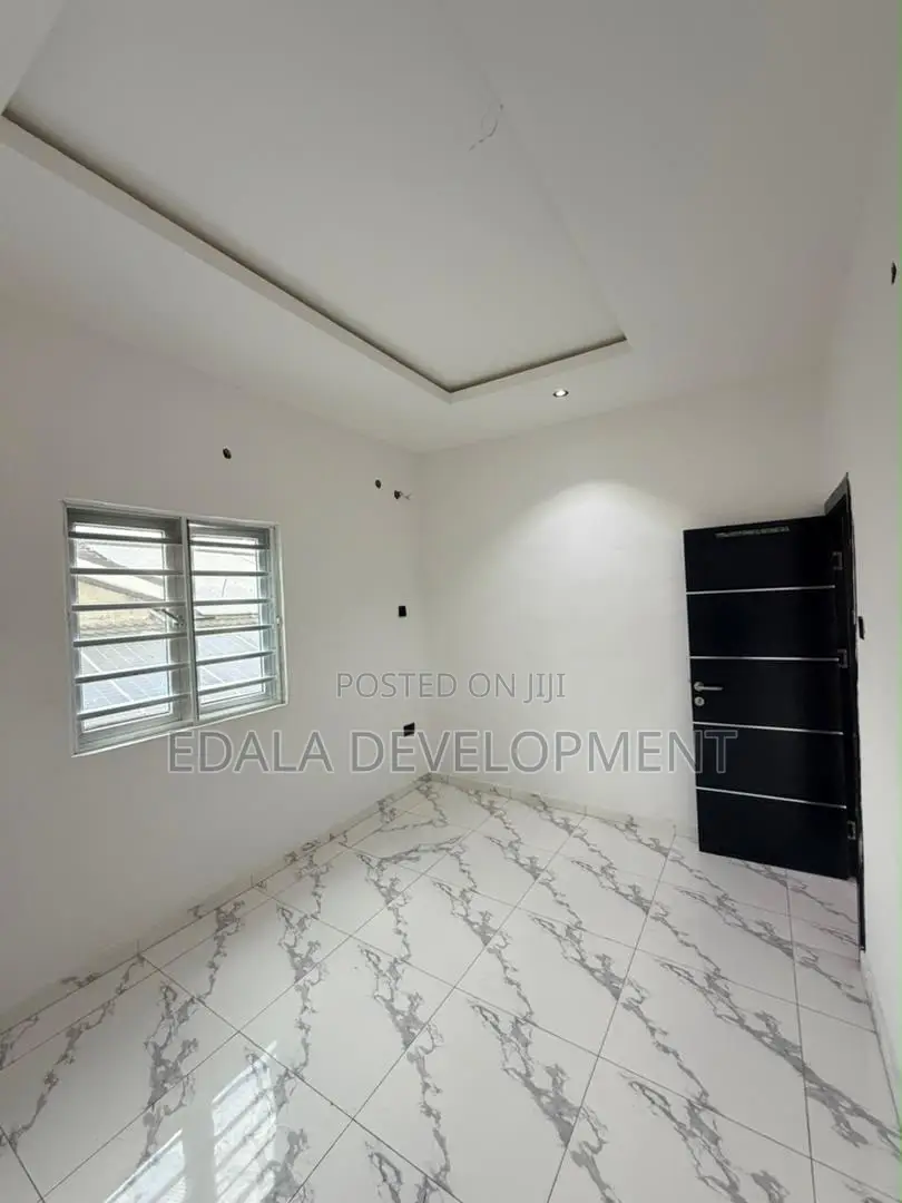 2bdrm Apartment in Oregun for sale in Oregun