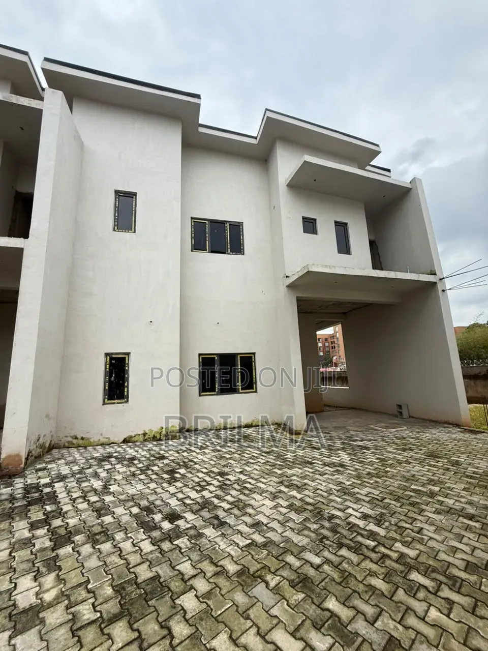 4bdrm Duplex in Mabushi for sale in Mabushi