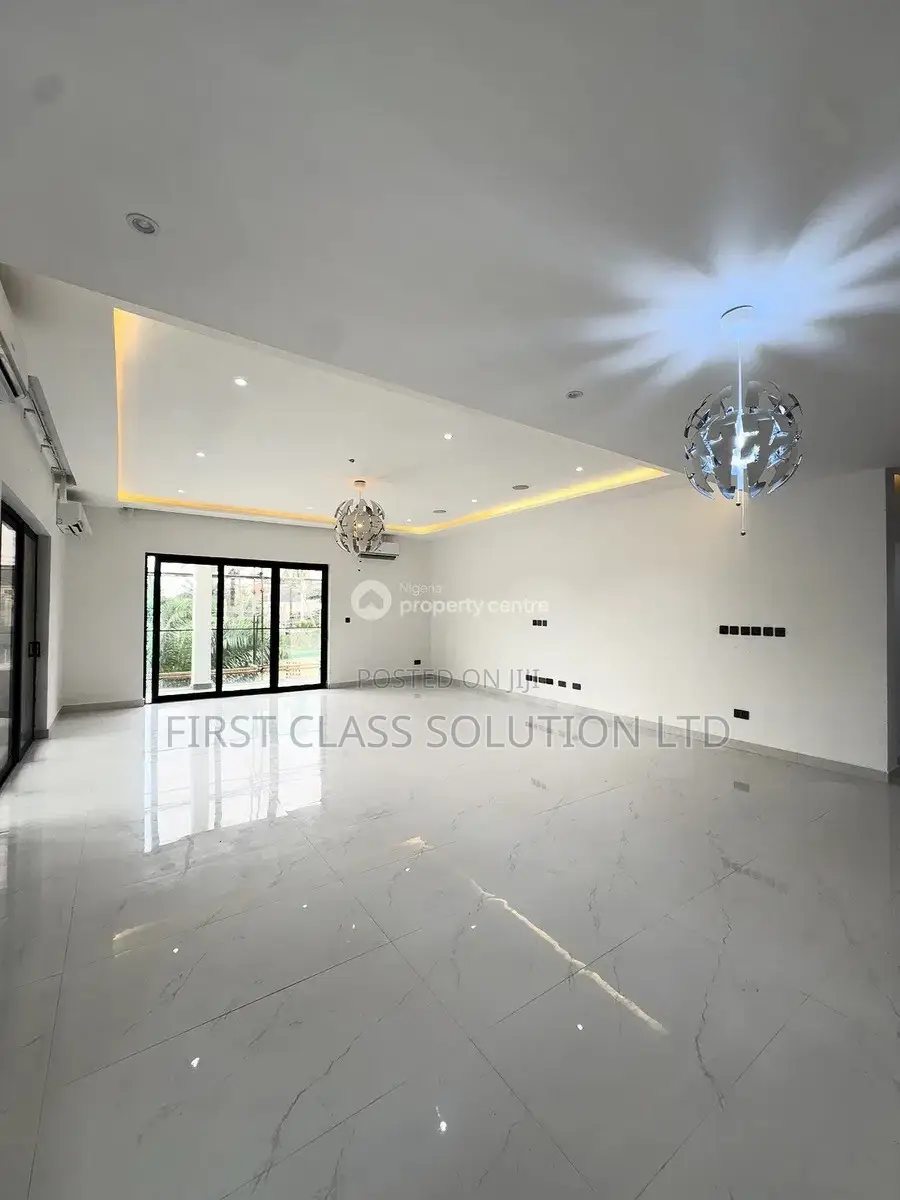 4bdrm Maisonette in Old Ikoyi for sale in Old Ikoyi