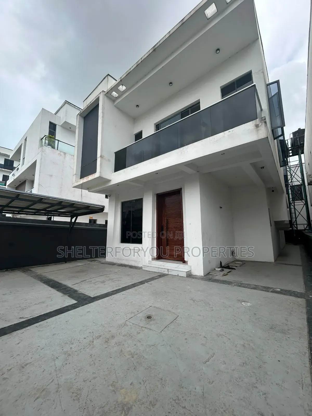 4bdrm Duplex in Ikate for sale in Ikate