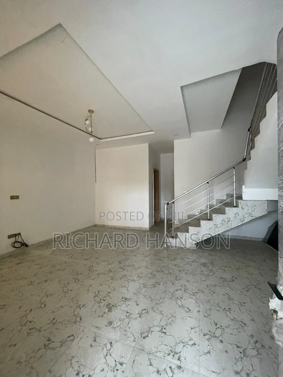 4bdrm Duplex in Ikota for rent in Ikota