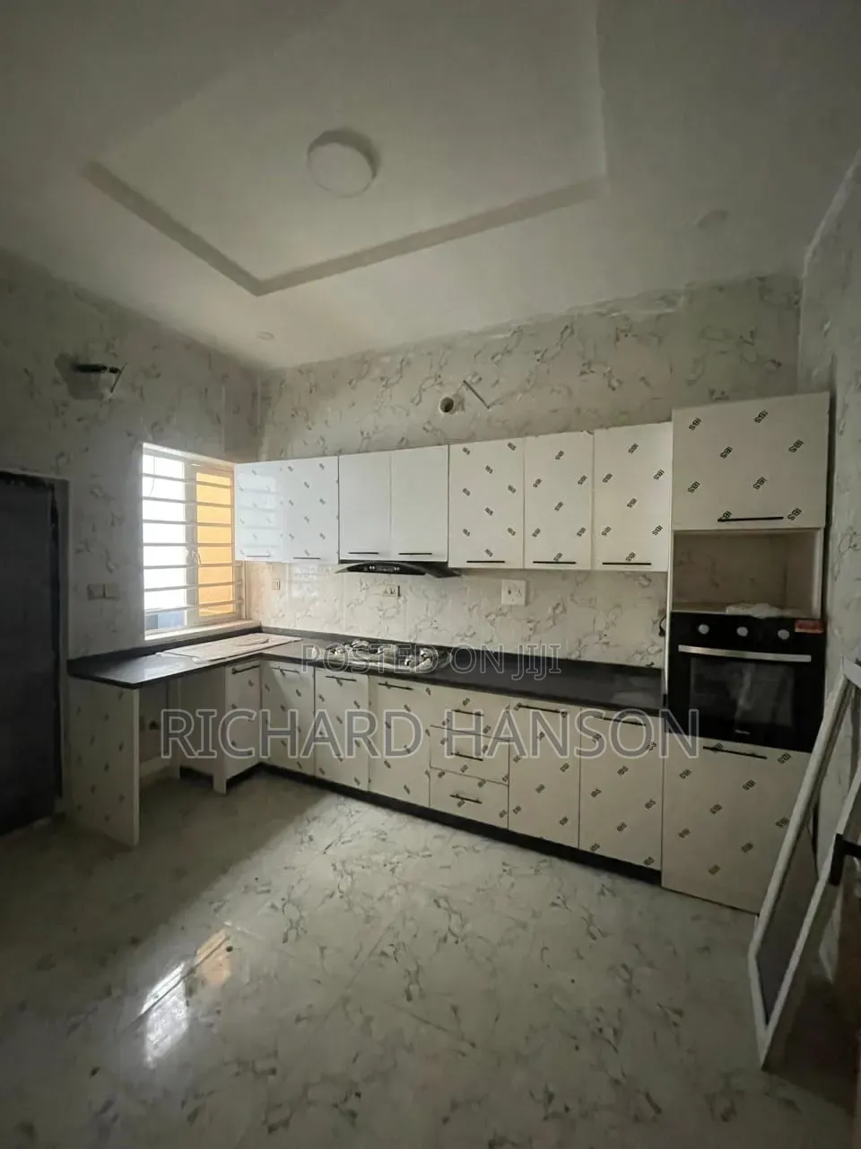 4bdrm Duplex in Ikota for rent in Ikota