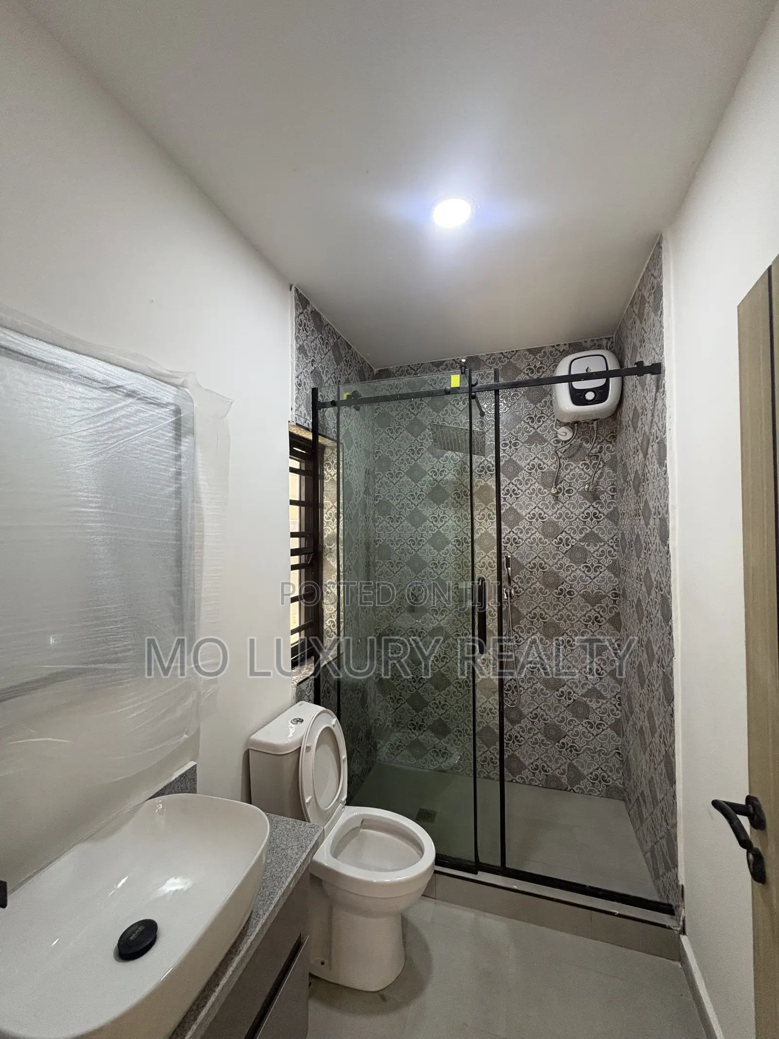 4bdrm Townhouse / Terrace in Lekki Phase 1 for rent in Lekki Phase 1