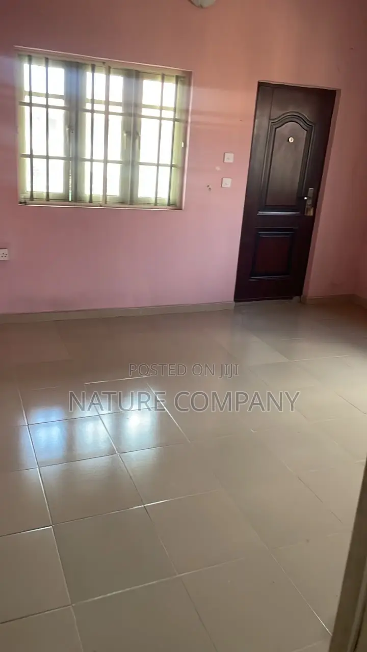3bdrm Block of Flats in Omole Phase 2 for rent in Omole Phase 2