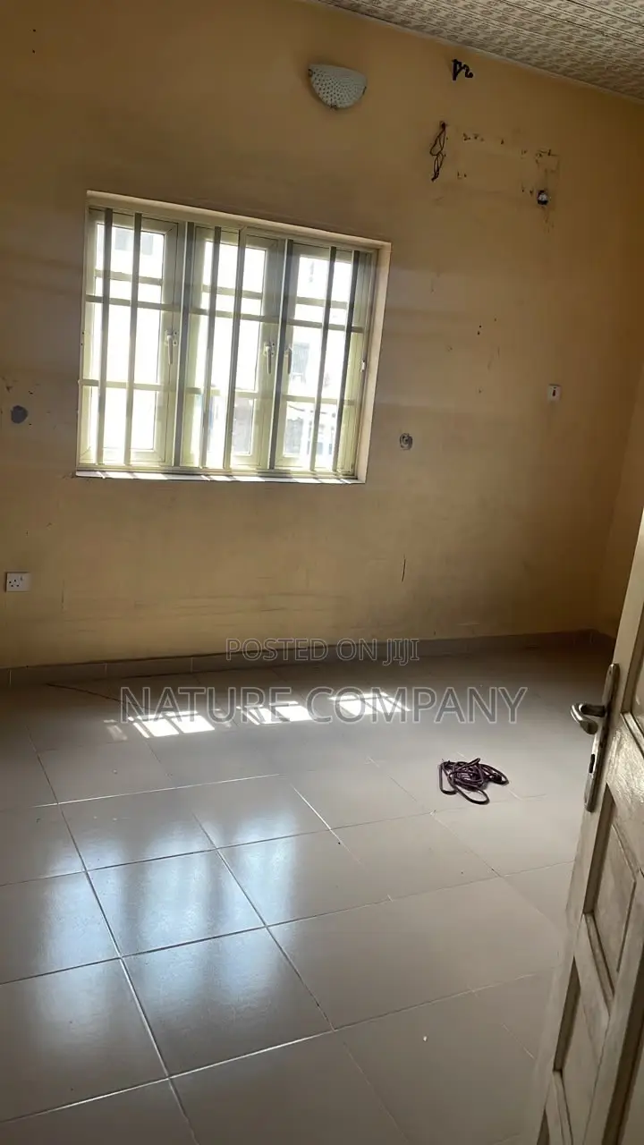 3bdrm Block of Flats in Omole Phase 2 for rent in Omole Phase 2