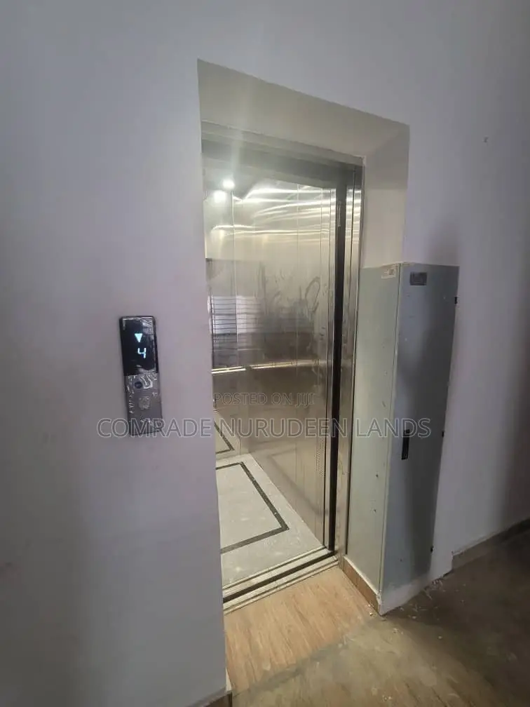 2bdrm Apartment in Lekki Phase 1 for rent in Lekki Phase 1