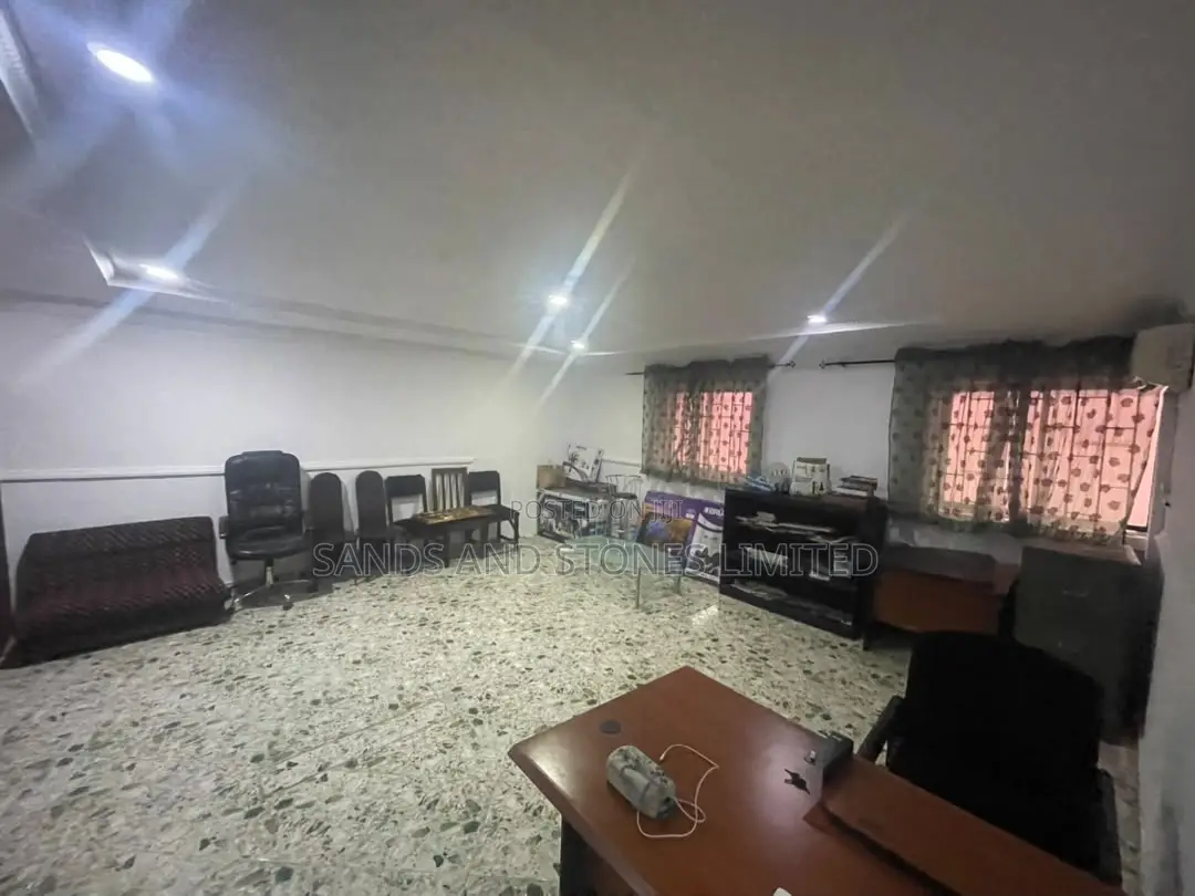 2 BDRM Commercial Duplex Rent at Larry Izamoje Close, Lekki Phase 1. in Lekki Phase 1