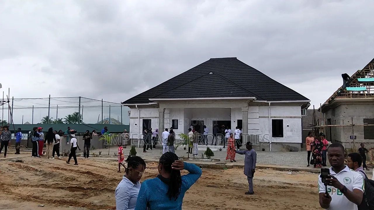 3bedrooms Luxury Bungalows Now Selling in Elerangbe