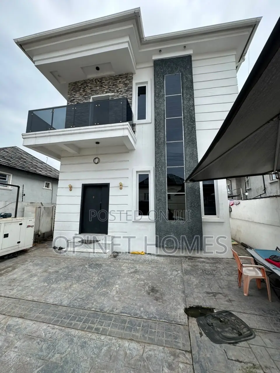 Furnished 4bdrm Duplex in Lekki for sale in Lekki