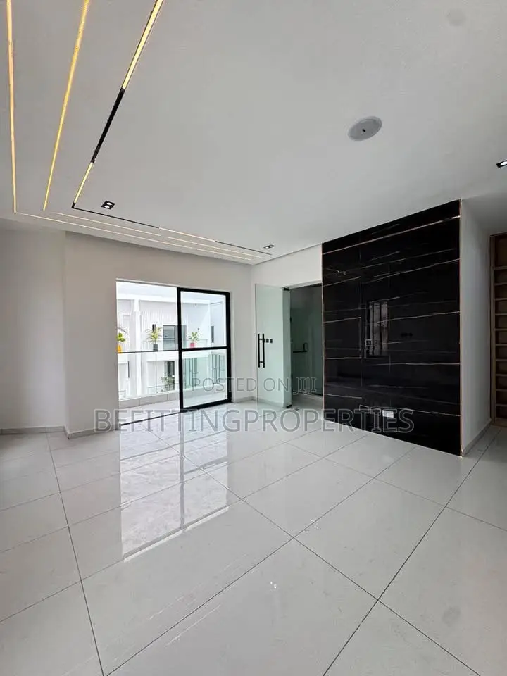 2bdrm Apartment in Ikate for sale in Ikate
