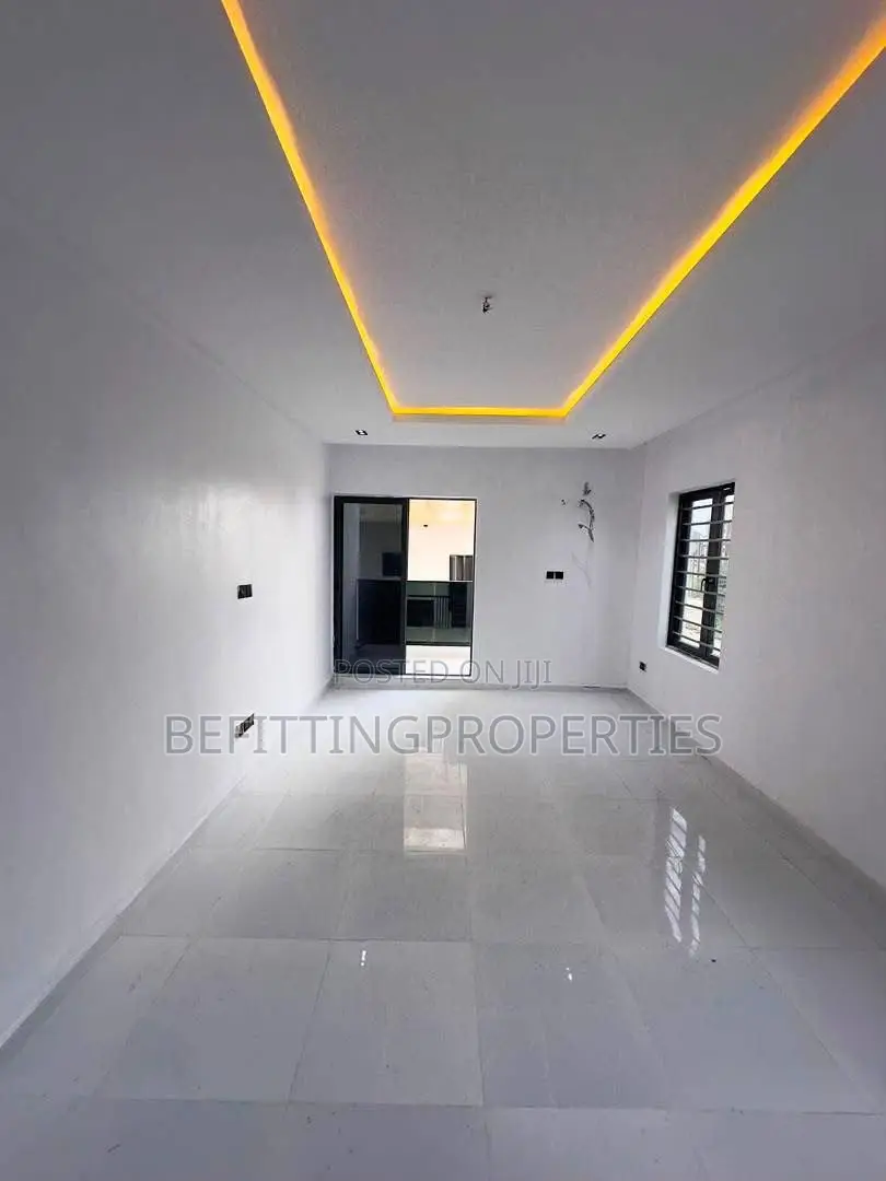 2bdrm Apartment in Ikate for sale in Ikate
