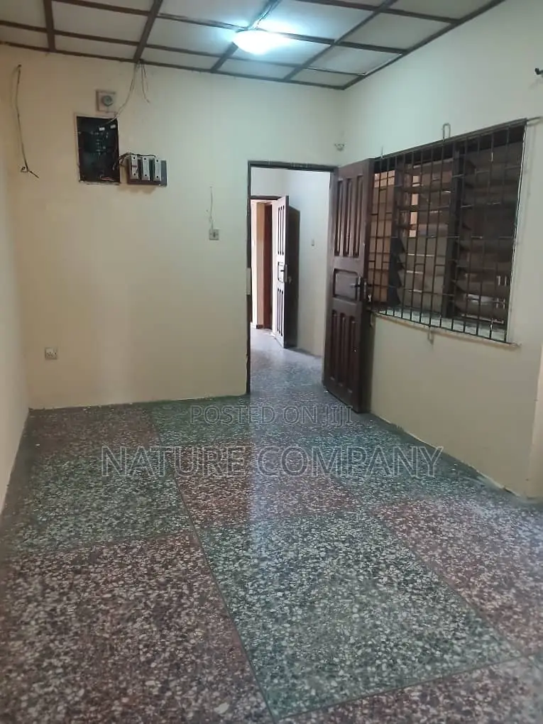 3bdrm Block of Flats in Awuse Estate, Ikeja GRA for rent in Ikeja GRA