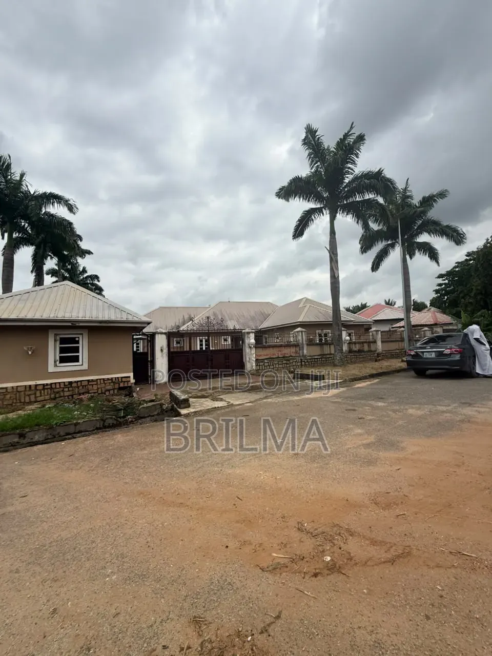 1100 SQM Land in Kado Estate for Sale in Kado