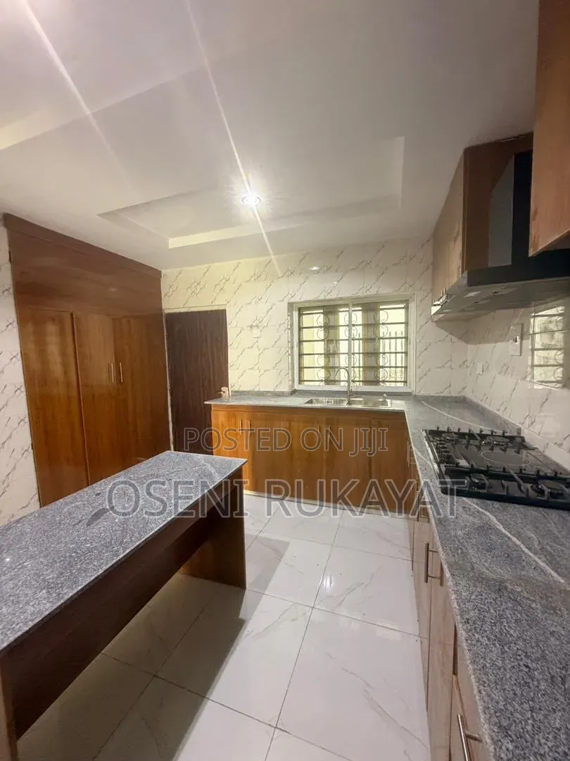 5bdrm Duplex in Mabushi for rent in Mabushi