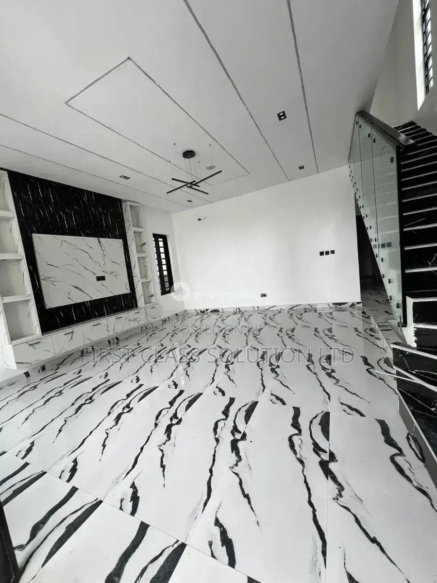 4bdrm Duplex in Abraham Adesanya Estate for sale in Abraham Adesanya Estate