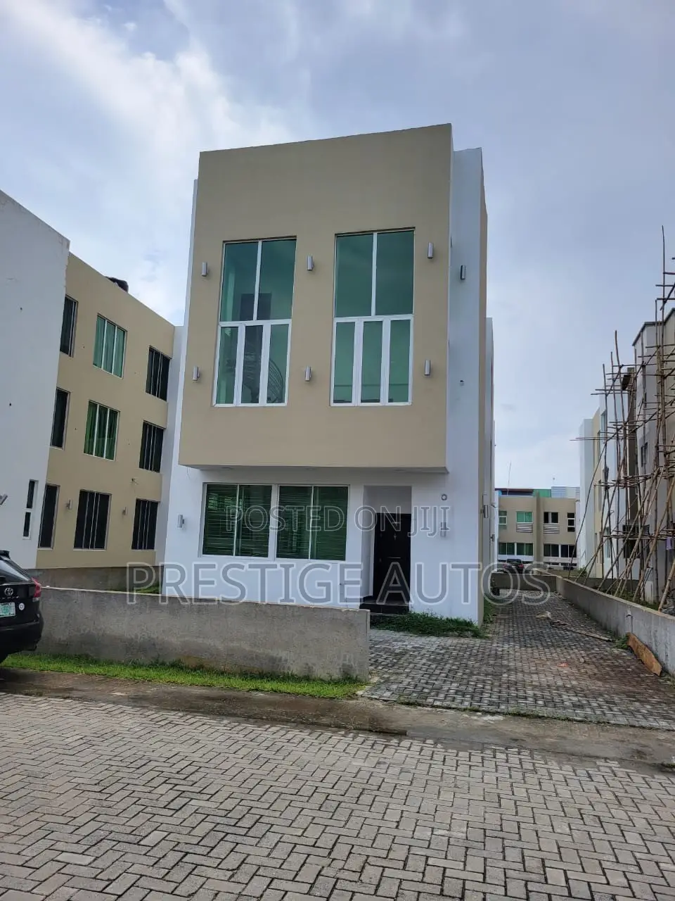 4bdrm Mansion in Grenadies Homes, Marina for sale in Marina