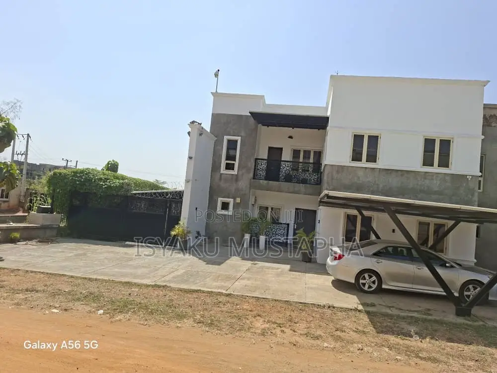 Furnished 5bdrm Duplex in Idu for sale in Idu