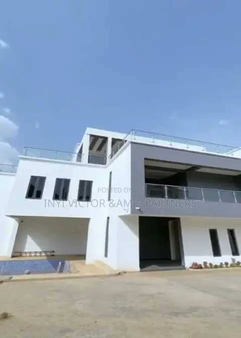 6bdrm Duplex in Asokoro for sale in Asokoro