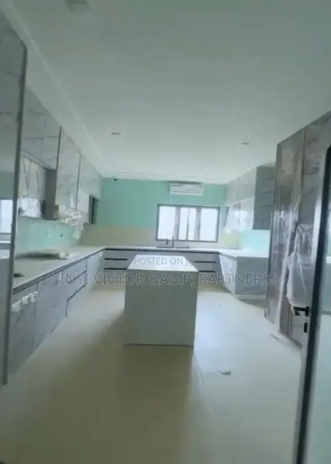 6bdrm Duplex in Asokoro for sale in Asokoro