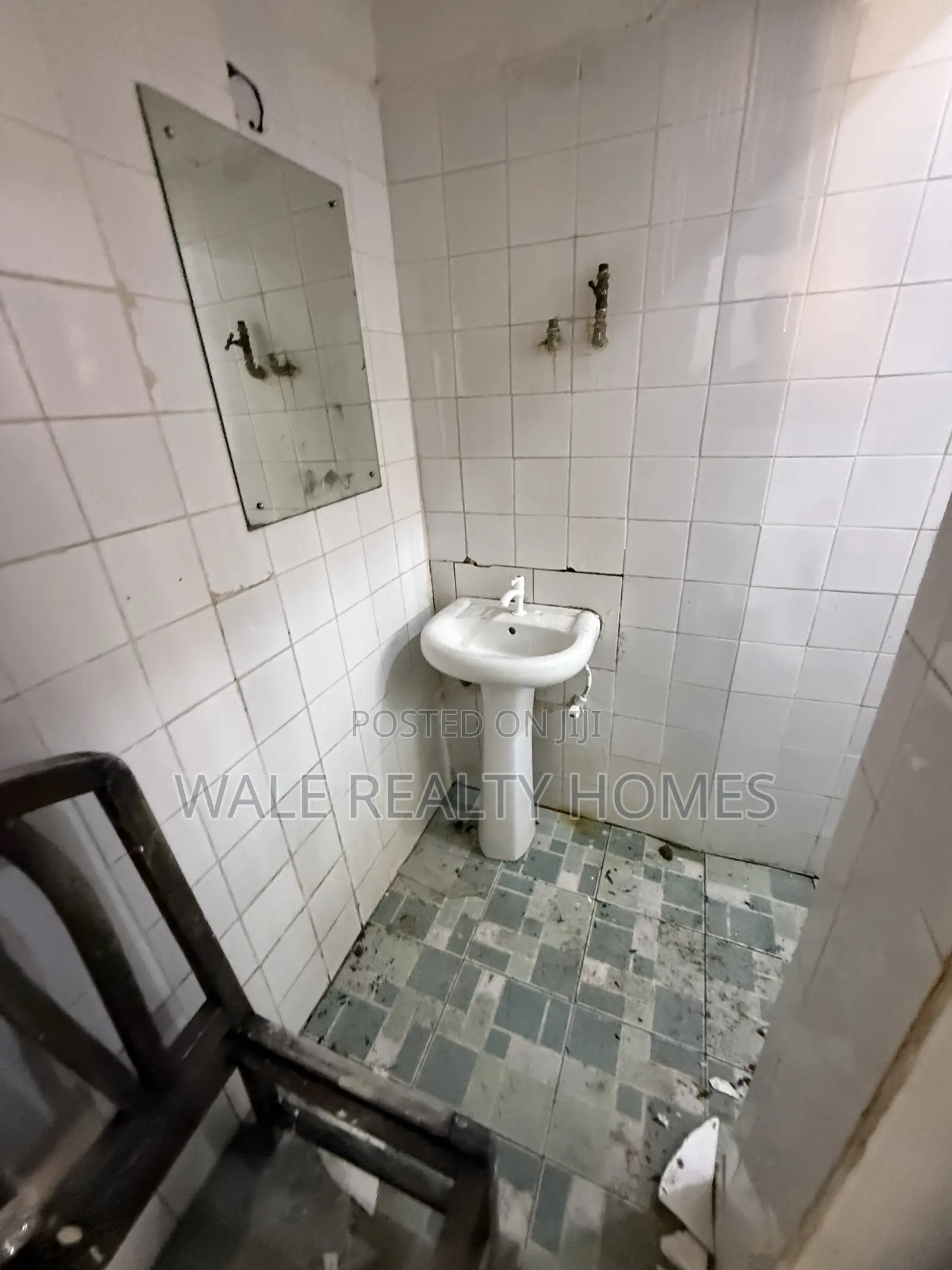Mini Flat in Kado for rent in Kado