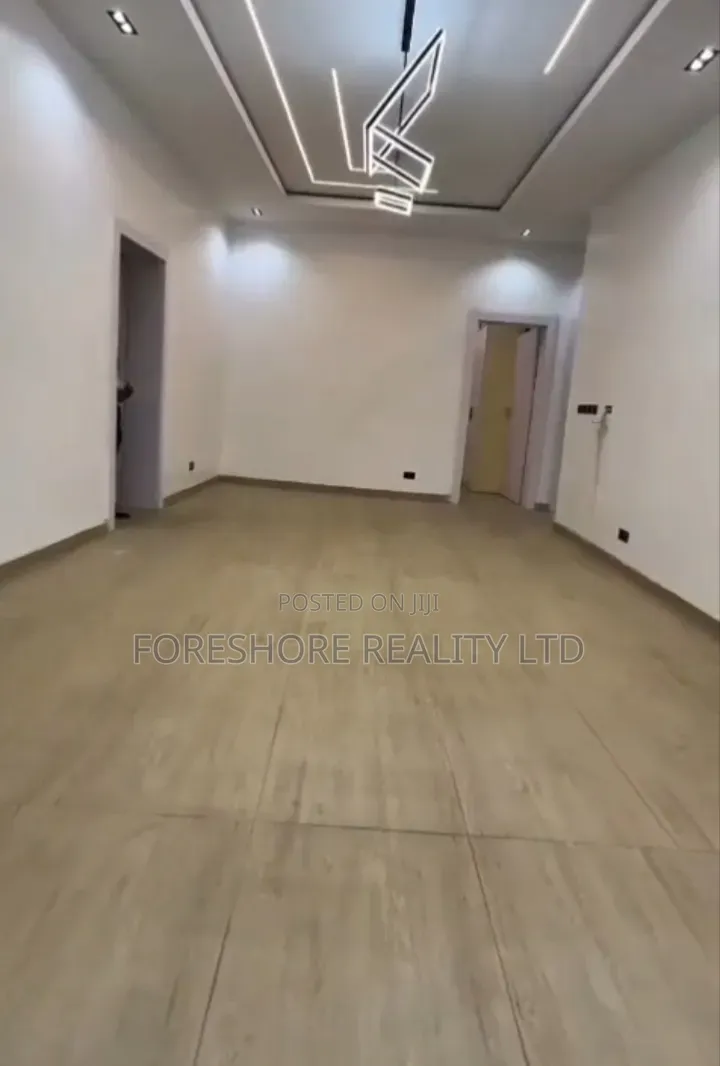 3bdrm Apartment in Ikeja Gra for sale in Ikeja GRA