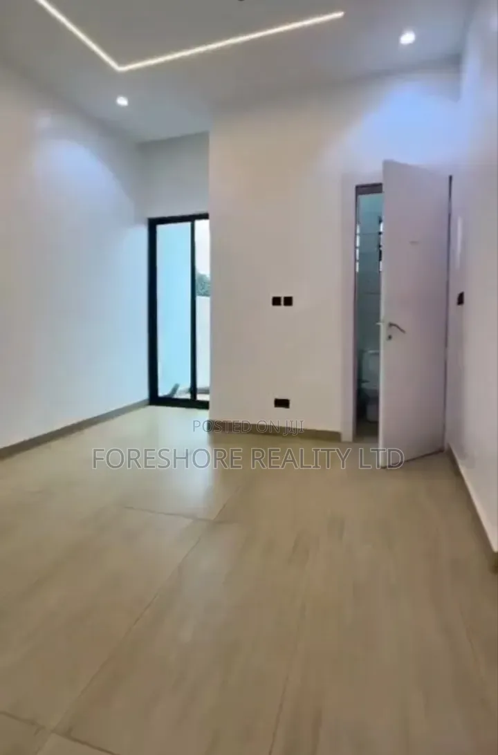 3bdrm Apartment in Ikeja Gra for sale in Ikeja GRA