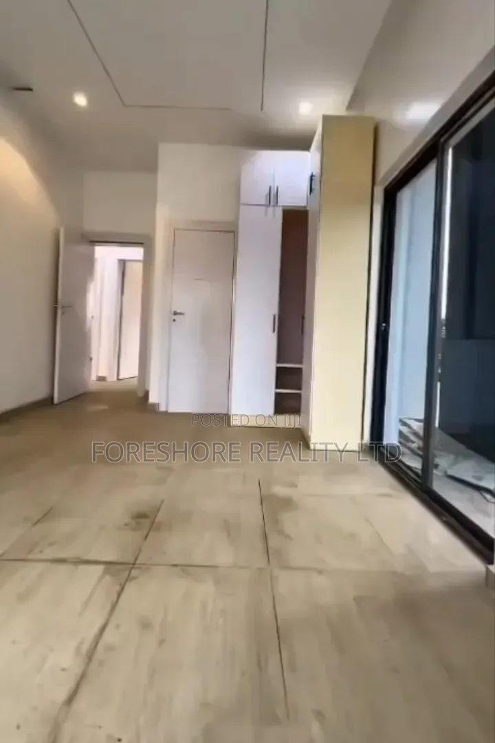3bdrm Apartment in Ikeja Gra for sale in Ikeja GRA