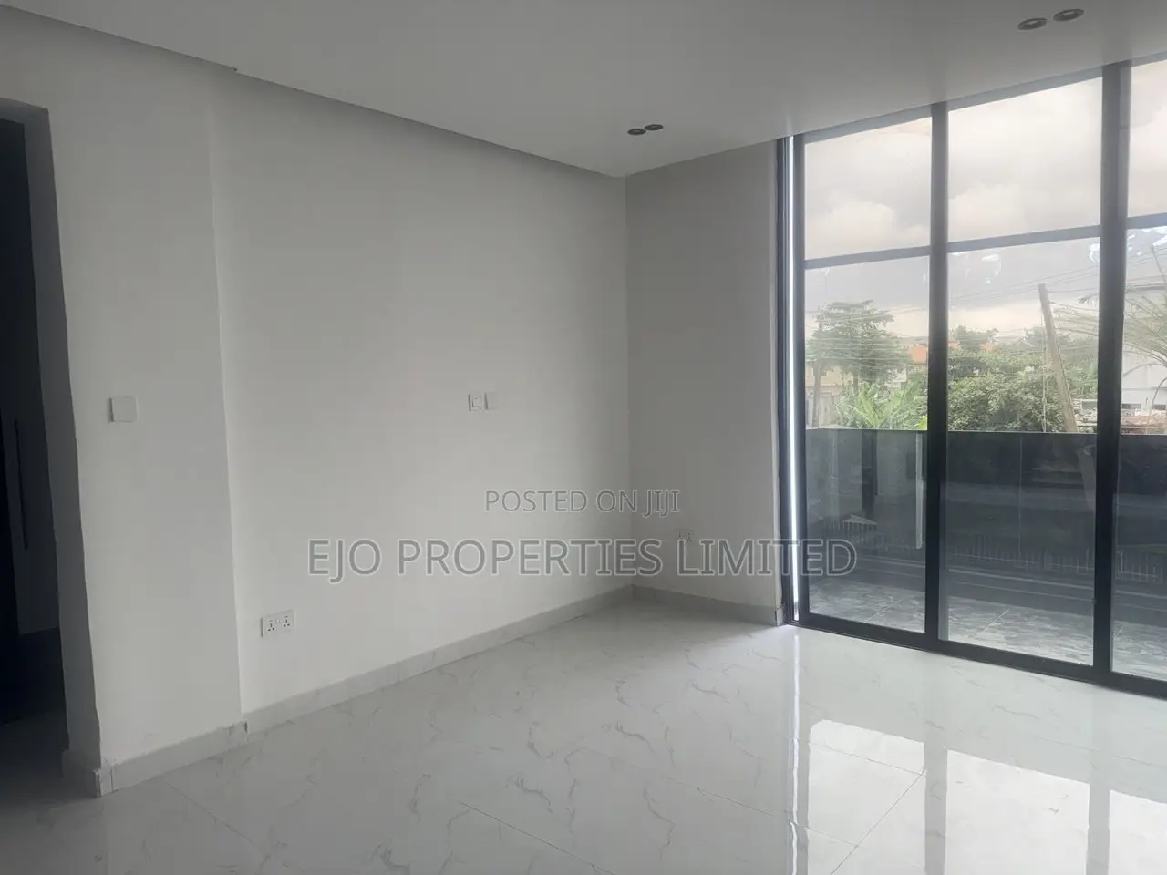 3bdrm Duplex in Lekki Phase 2 for rent in Lekki Phase 2
