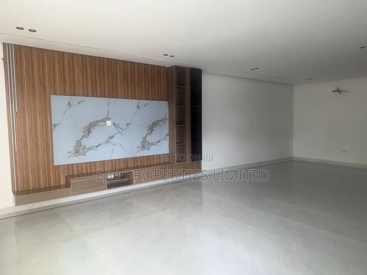 3bdrm Duplex in Lekki Phase 2 for rent in Lekki Phase 2