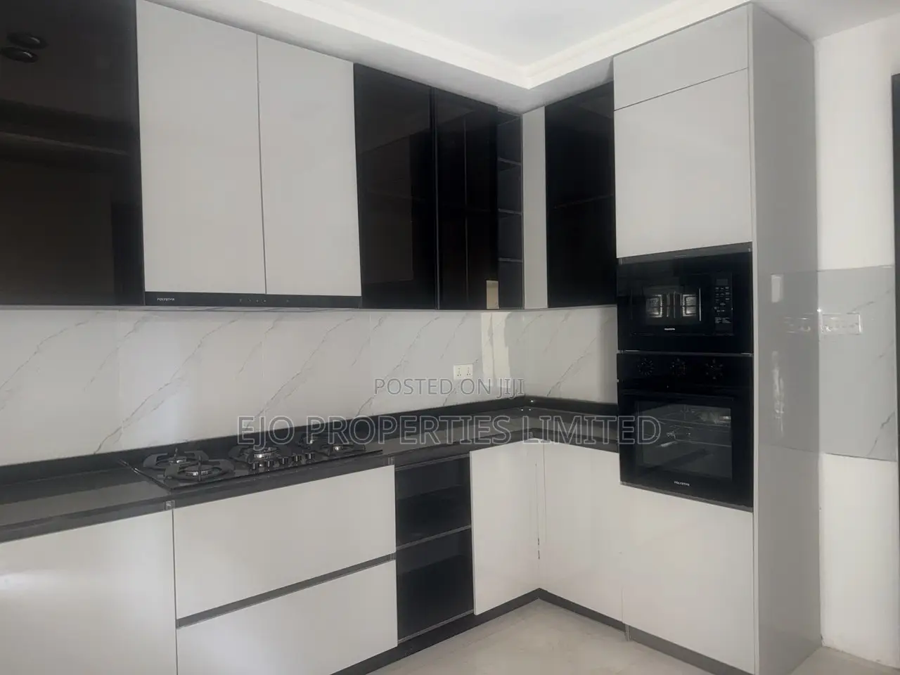 3bdrm Duplex in Lekki Phase 2 for rent in Lekki Phase 2
