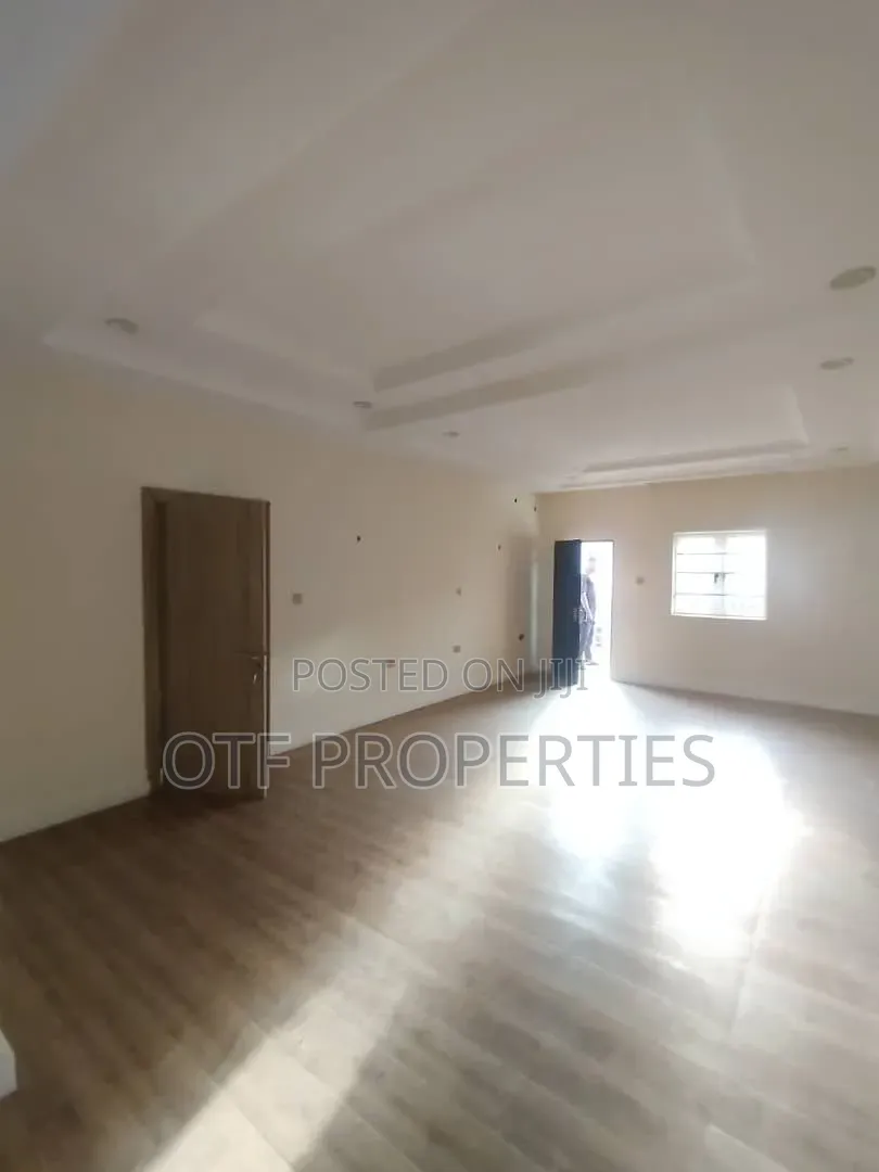 3bdrm Duplex in Jahi Gilmore for rent in Jahi