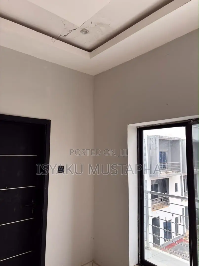 4bdrm Townhouse/Terrace in Gaduwa for sale in Gaduwa
