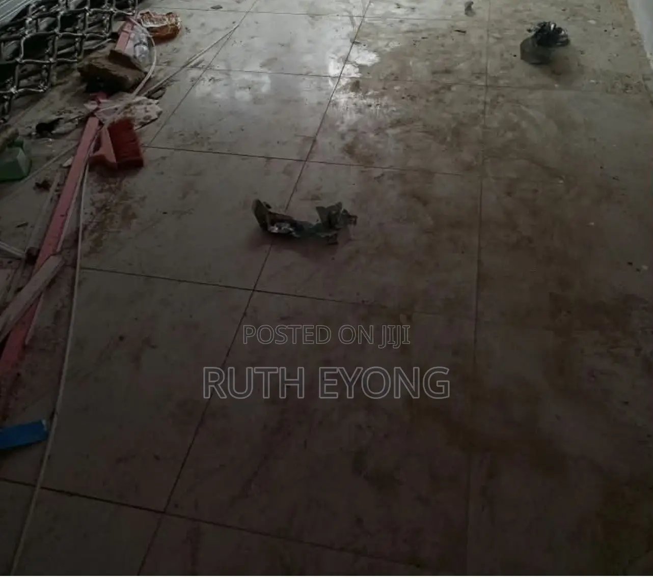 Spacious Shop in Igbo-efon
