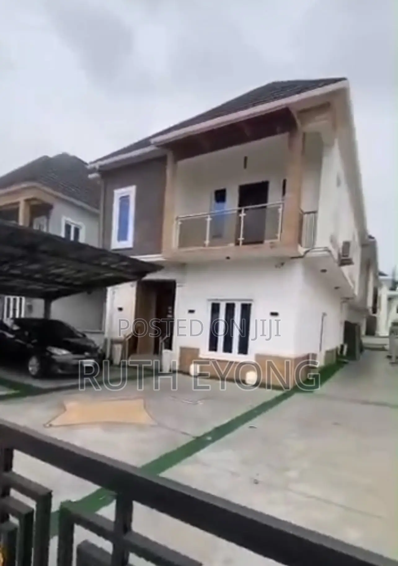5bdrm House in Megamound Estate, Ikota for sale in Ikota