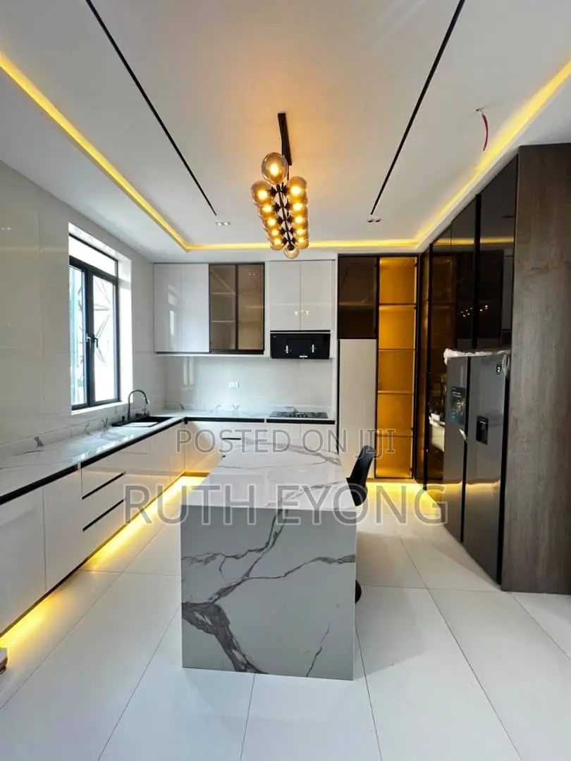 5bdrm House in Orchid Lekki Lagos for sale in Lekki Phase 1