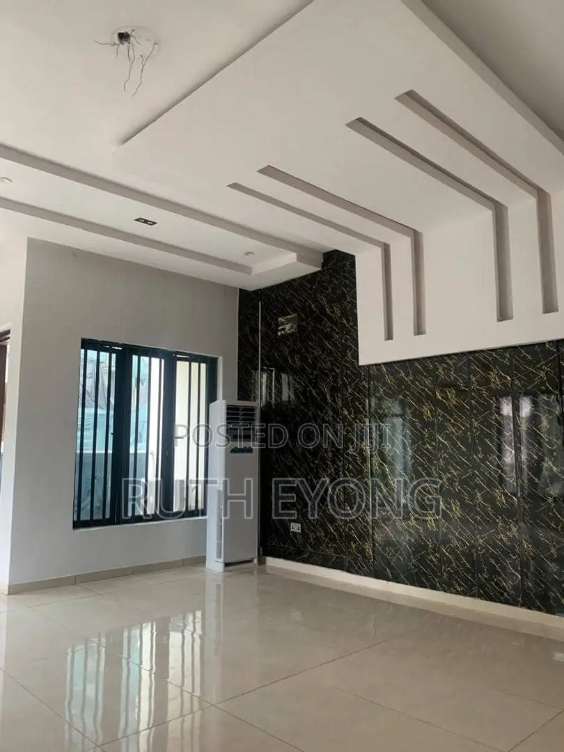1bdrm Apartment in Vi, Adeola Odeku for rent in Adeola Odeku
