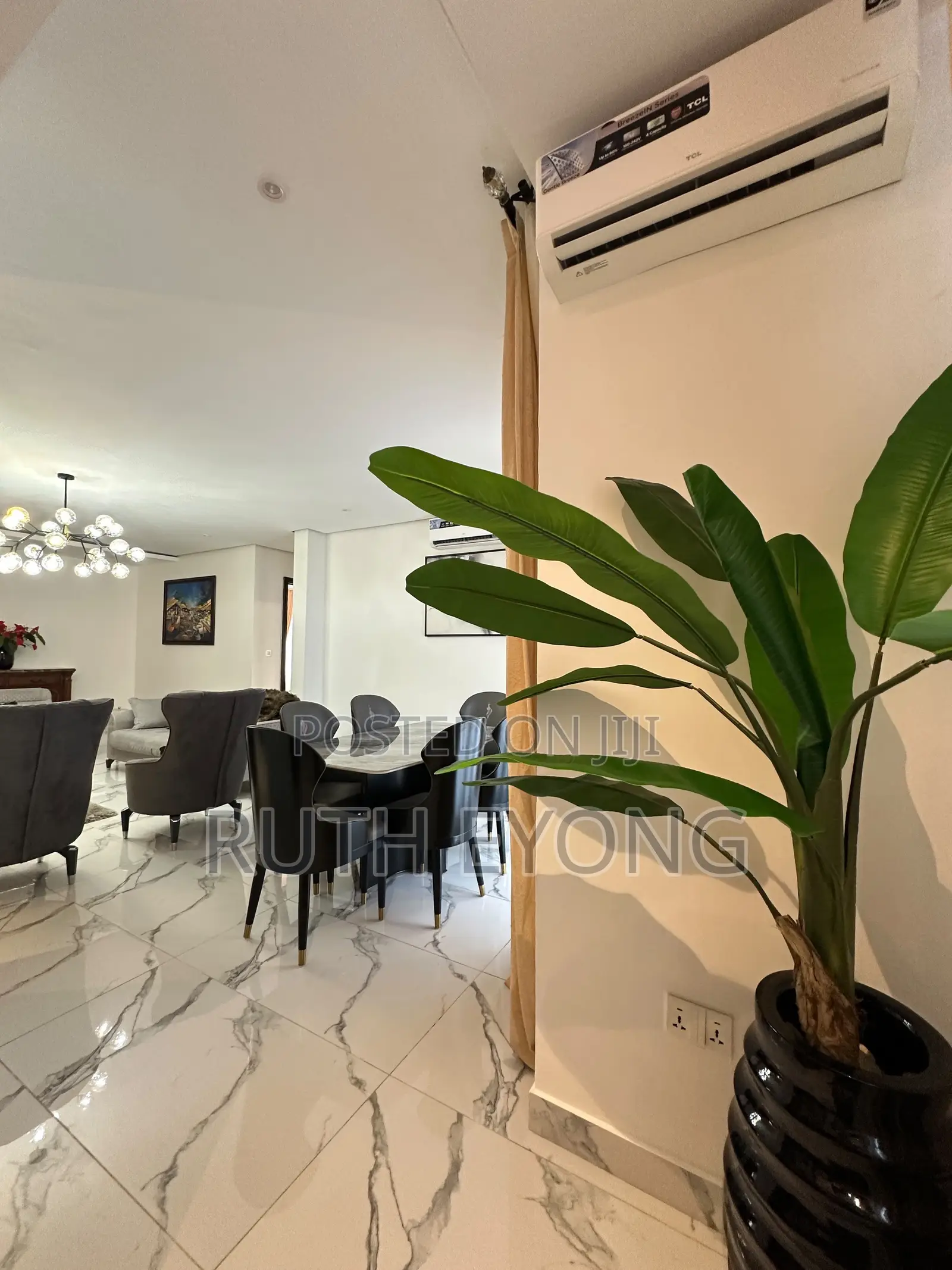 Furnished 2bdrm Apartment in Vi Main, Victoria Island Extension in Victoria Island Extension