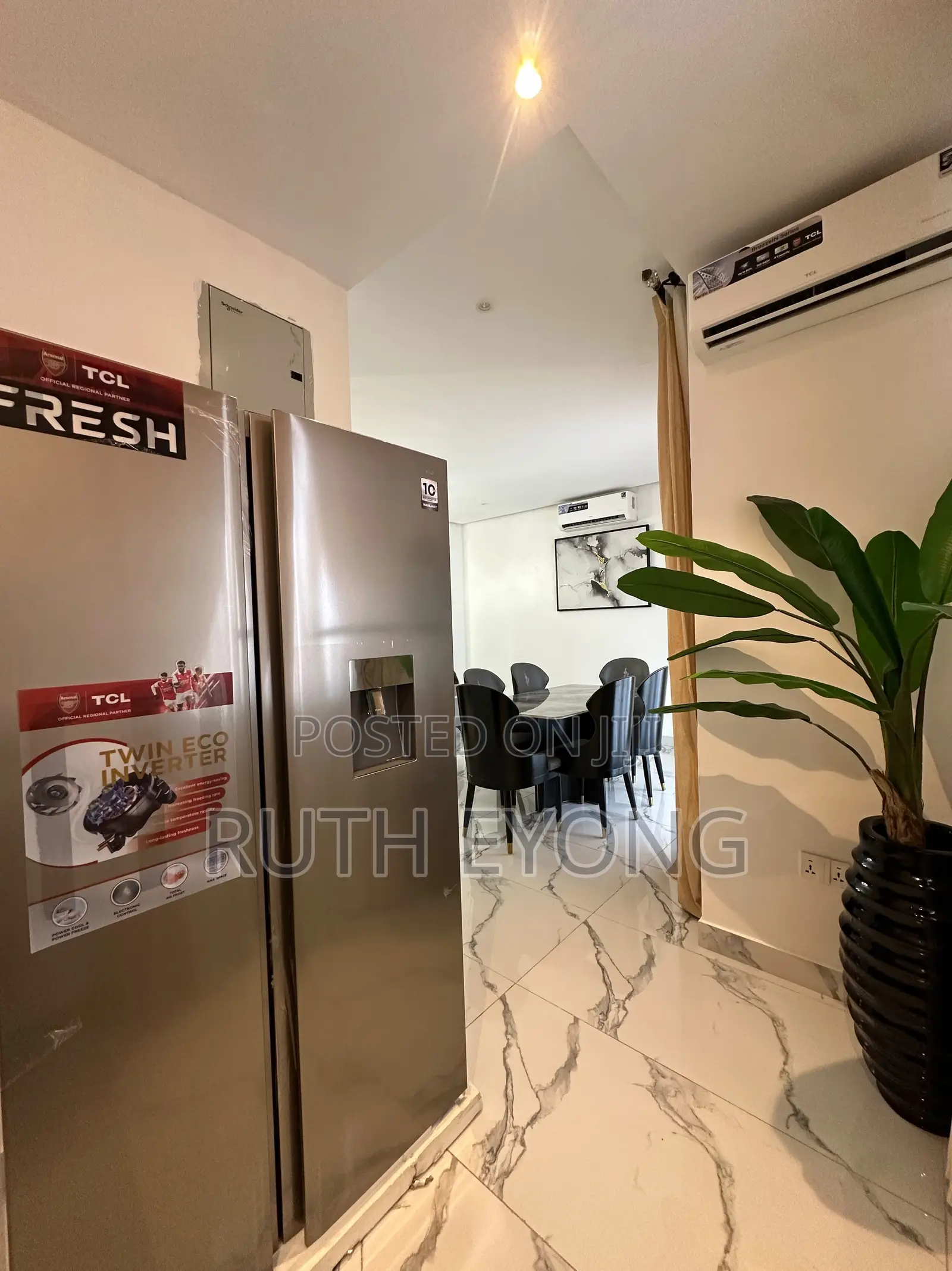 Furnished 2bdrm Apartment in Vi Main, Victoria Island Extension in Victoria Island Extension