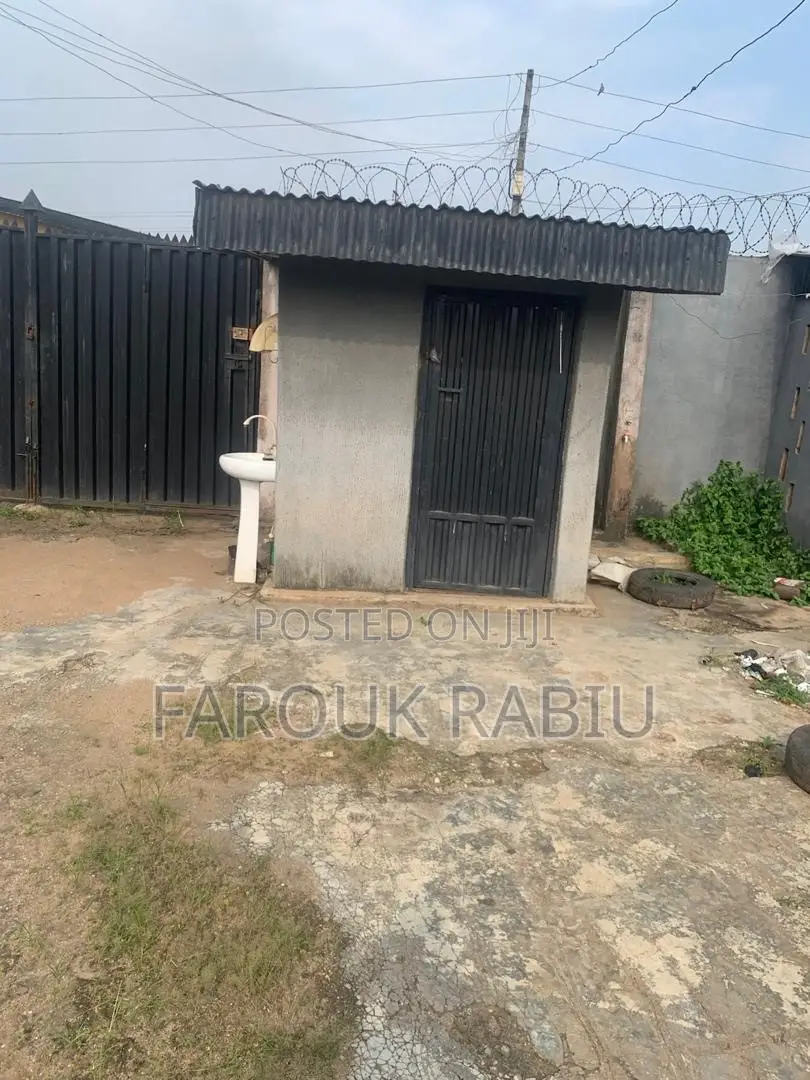 3bdrm House in Industrial Estate, Ikorodu for sale in Ikorodu